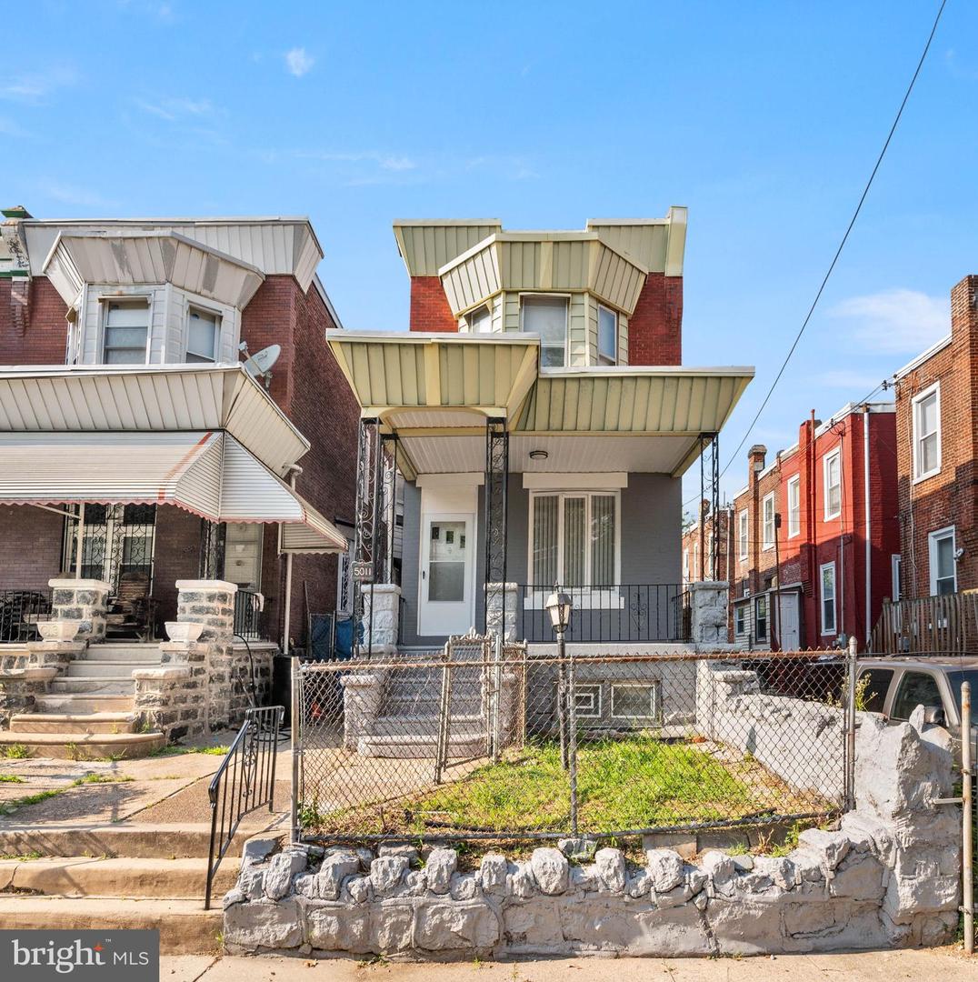 5011 LARCHWOOD AVE Property Photo 1