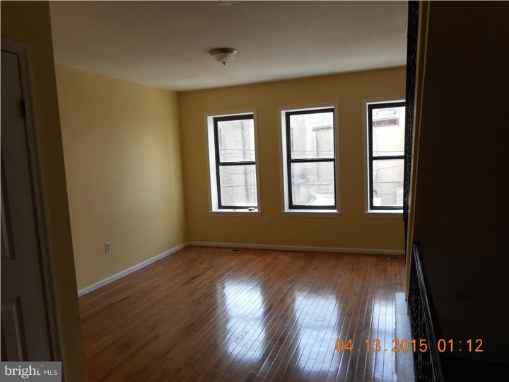 755 S Jessup St Property Photo 4