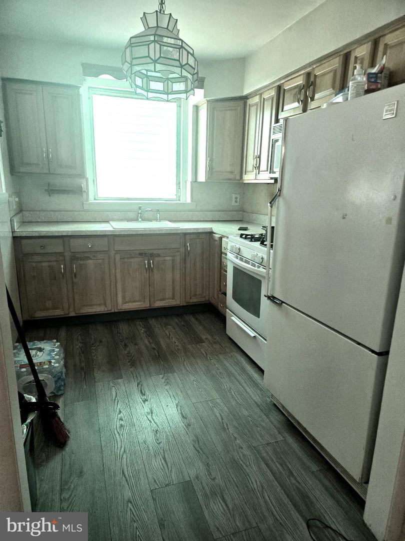 7382 Shelbourne St Property Photo 13