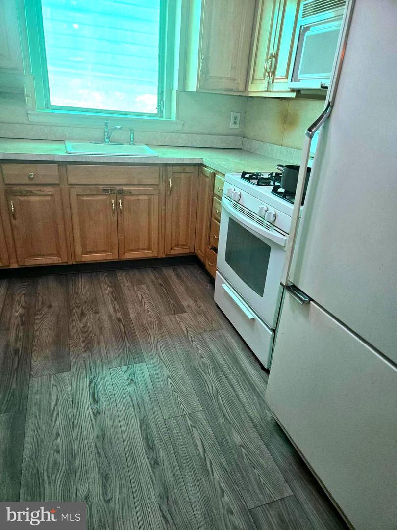 7382 Shelbourne St Property Photo 17