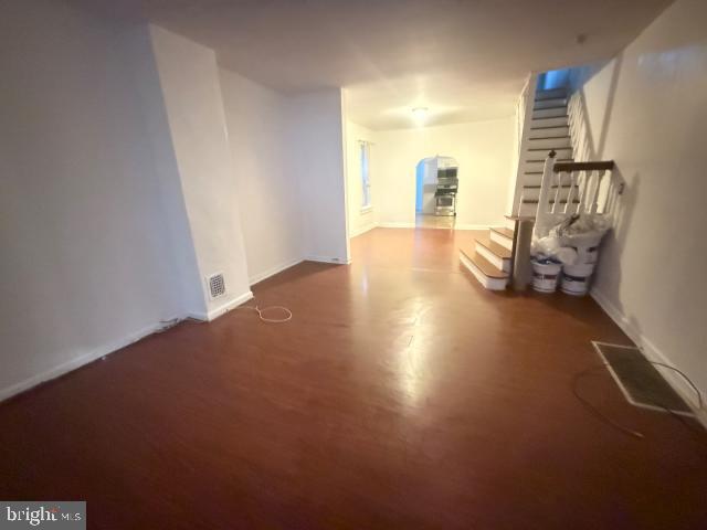 6723 Leeds St Property Photo 8