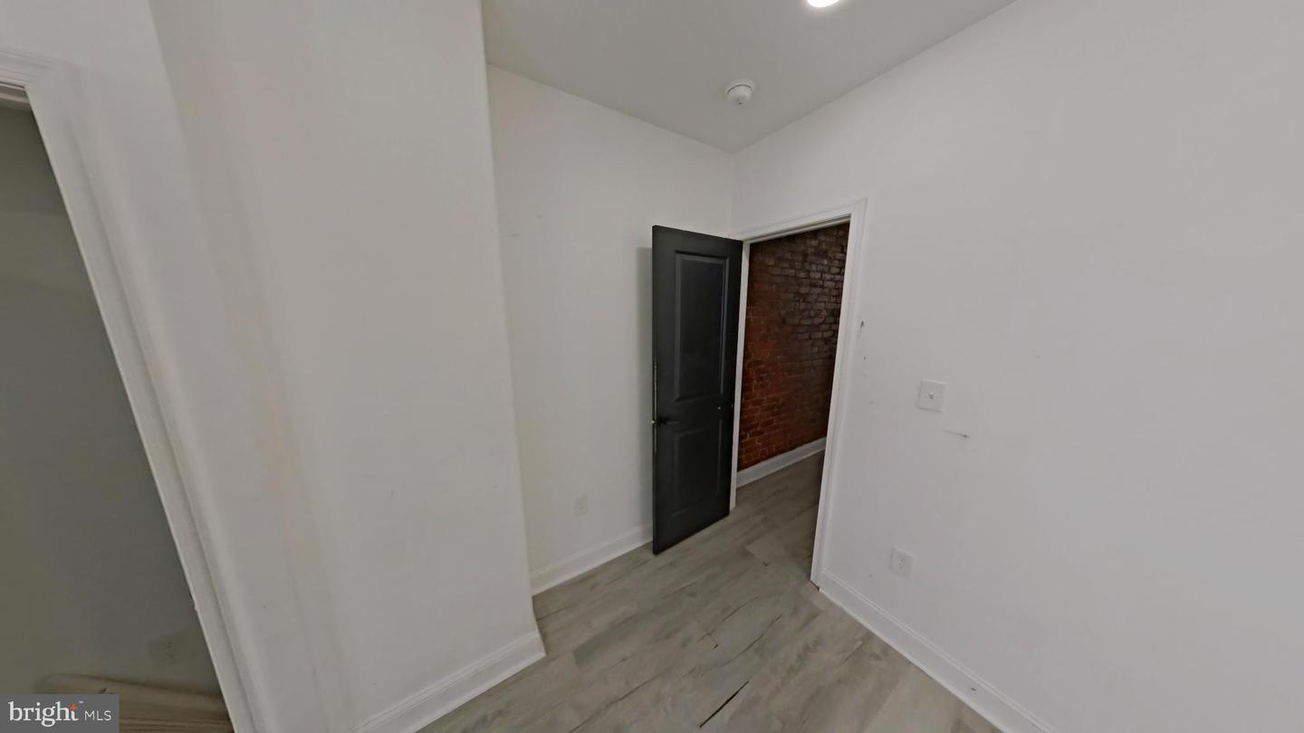 3331 N Howard St #2 Property Photo 8