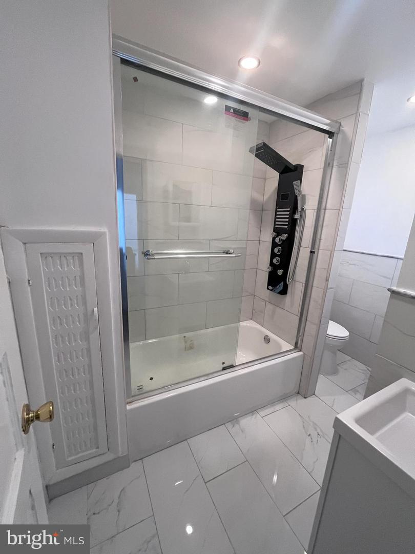 1643 W Toronto St Property Photo 5