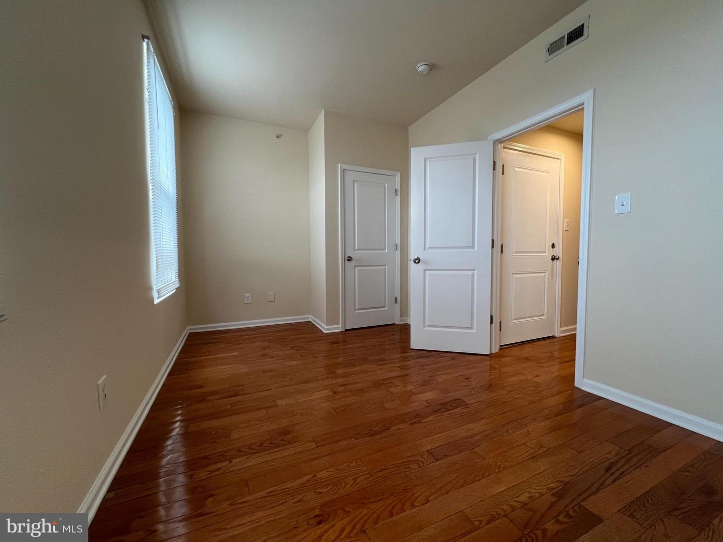 1516 W Diamond St #d Property Photo 6