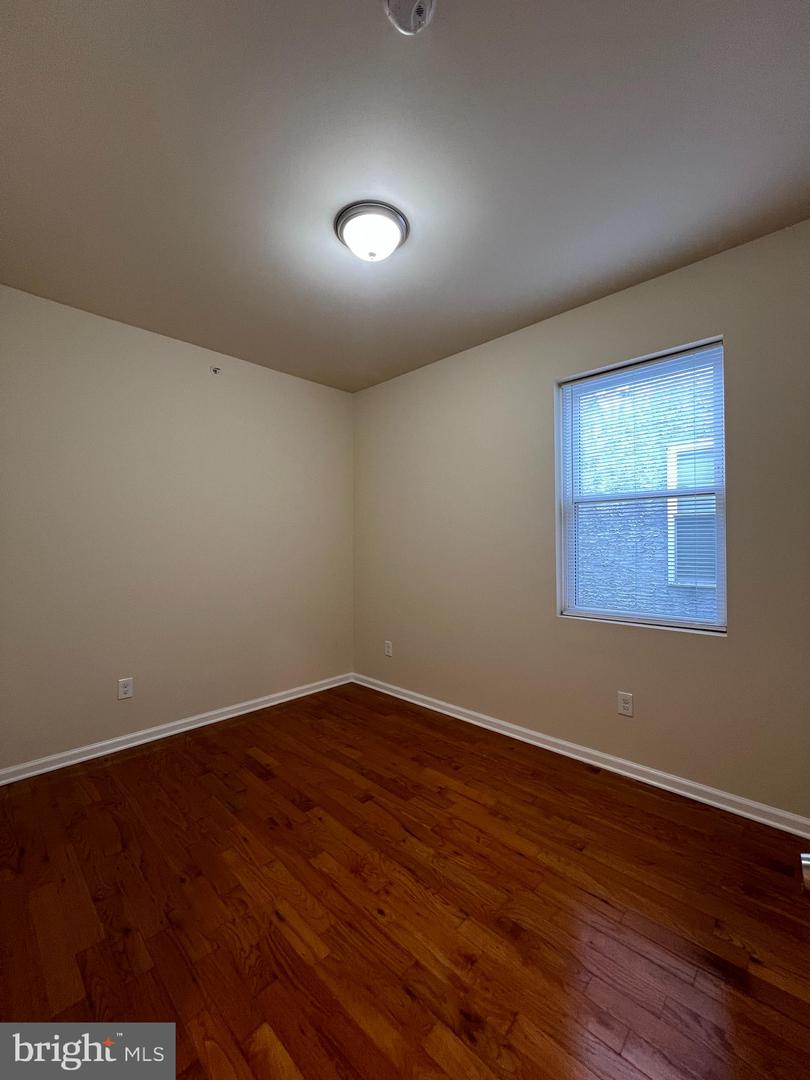 1516 W Diamond St #d Property Photo 8