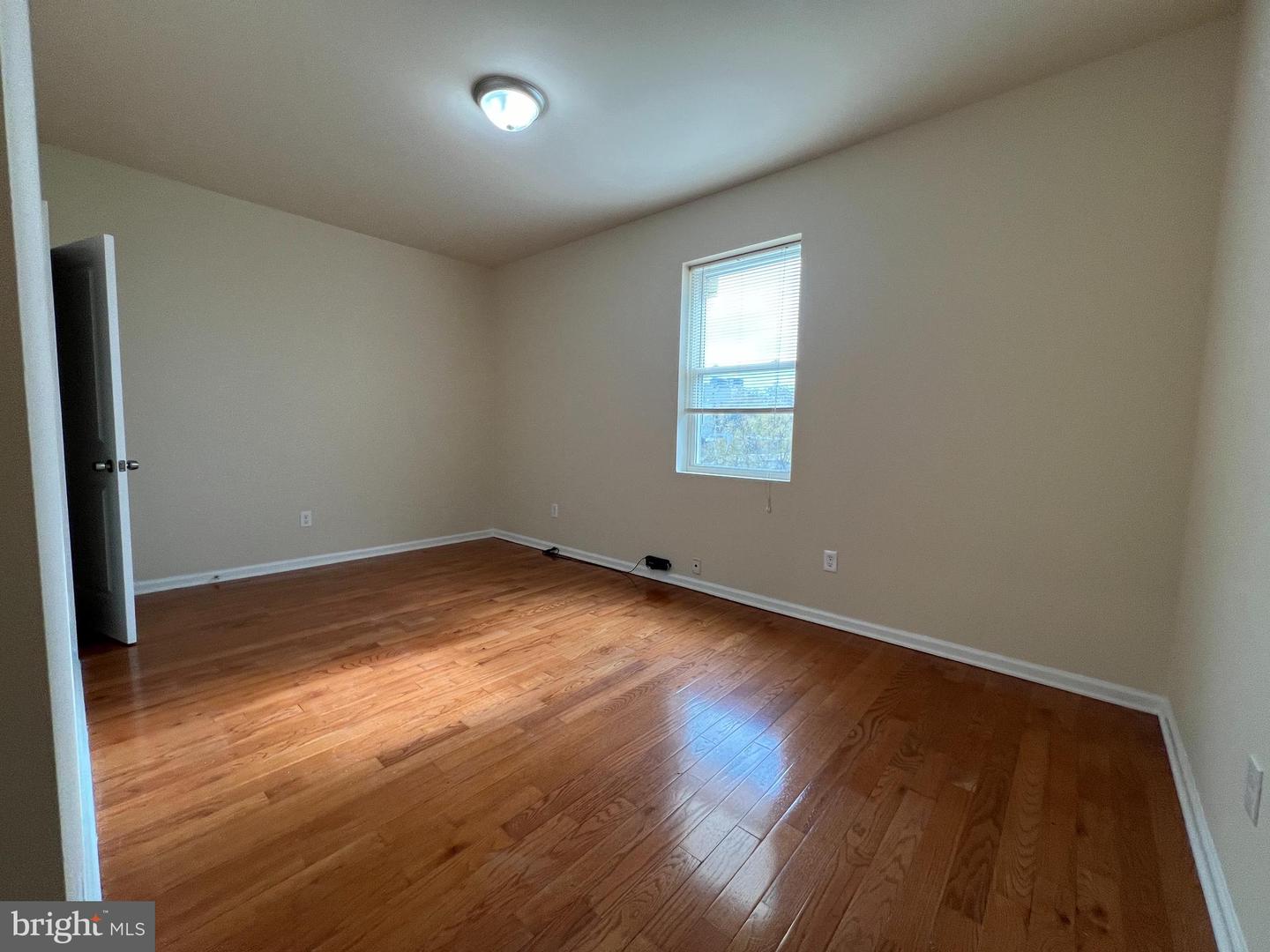 1516 W Diamond St #d Property Photo 11