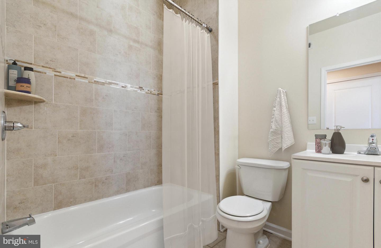 1516 W Diamond St #d Property Photo 18
