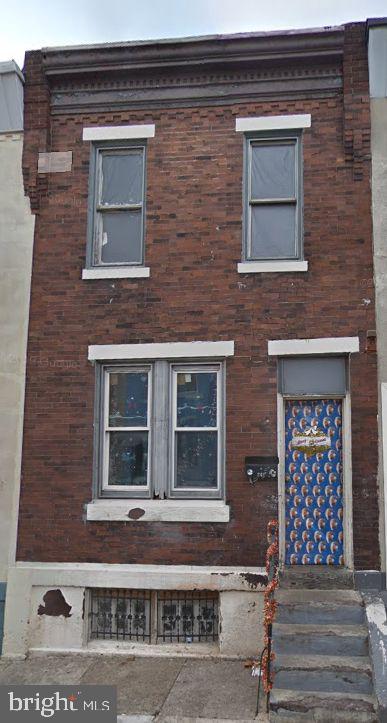 242 E MAYFIELD ST Property Photo 1