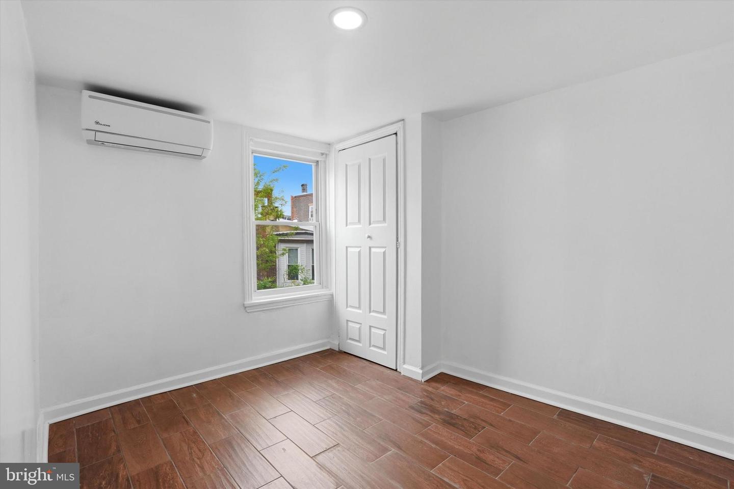 250 E Girard Ave #2 Property Photo 11