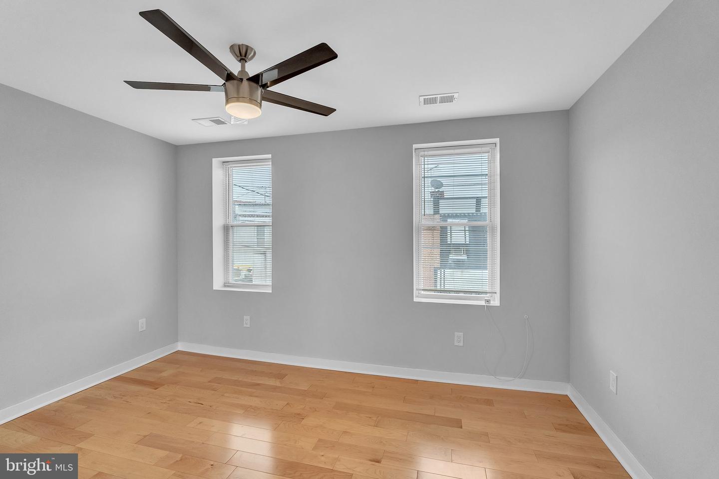 2317 Moore St Property Photo 18