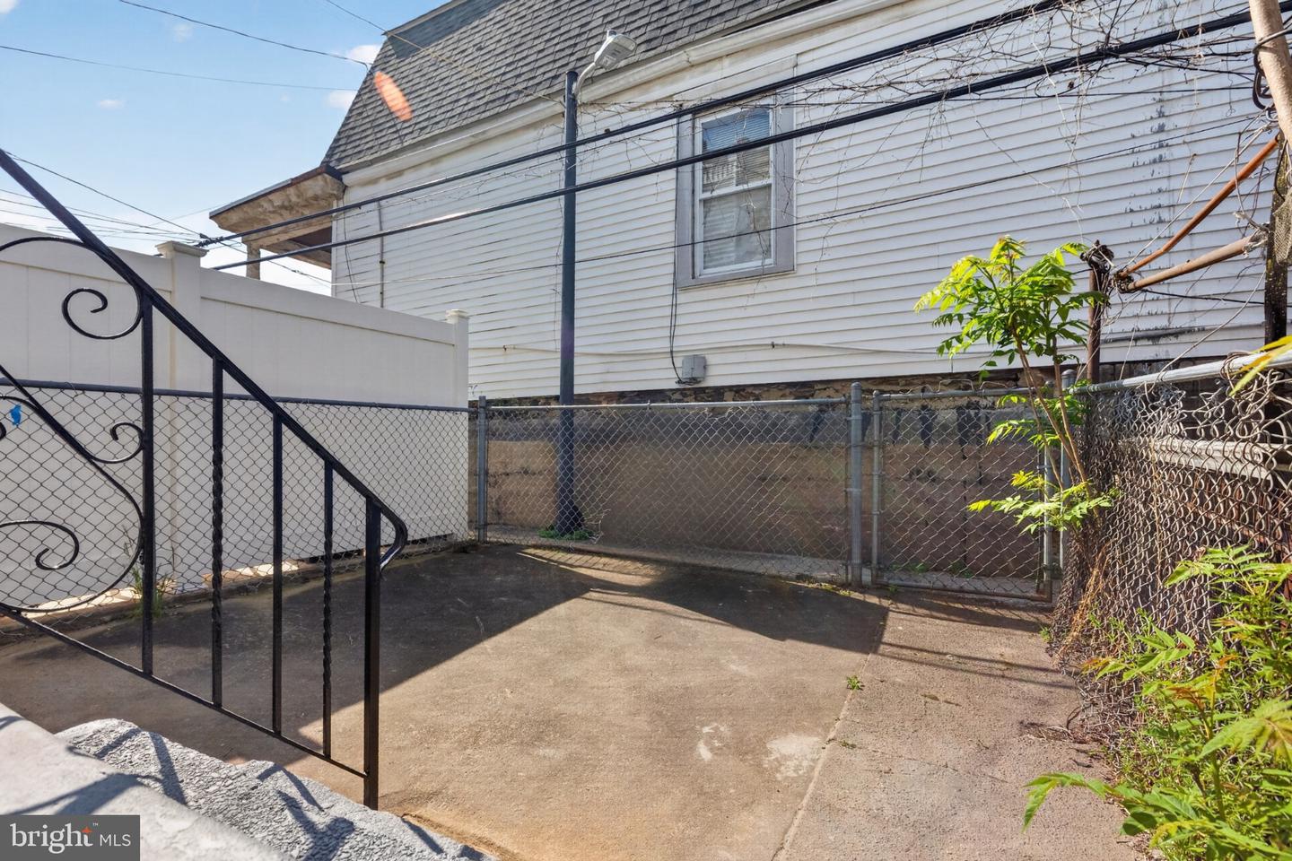 438 W Wellens Ave Property Photo 23
