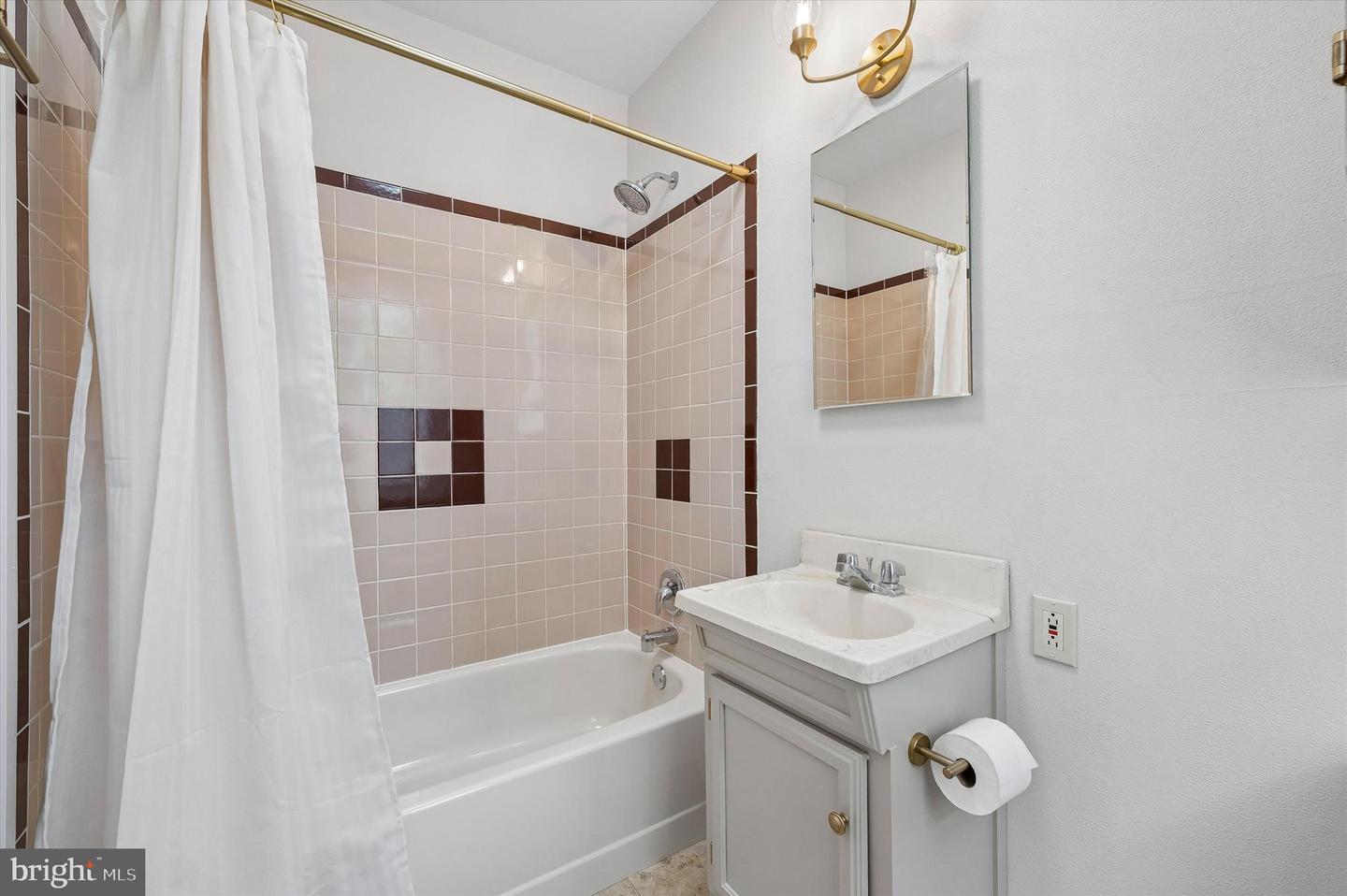 402 Fairmount Ave Property Photo 19