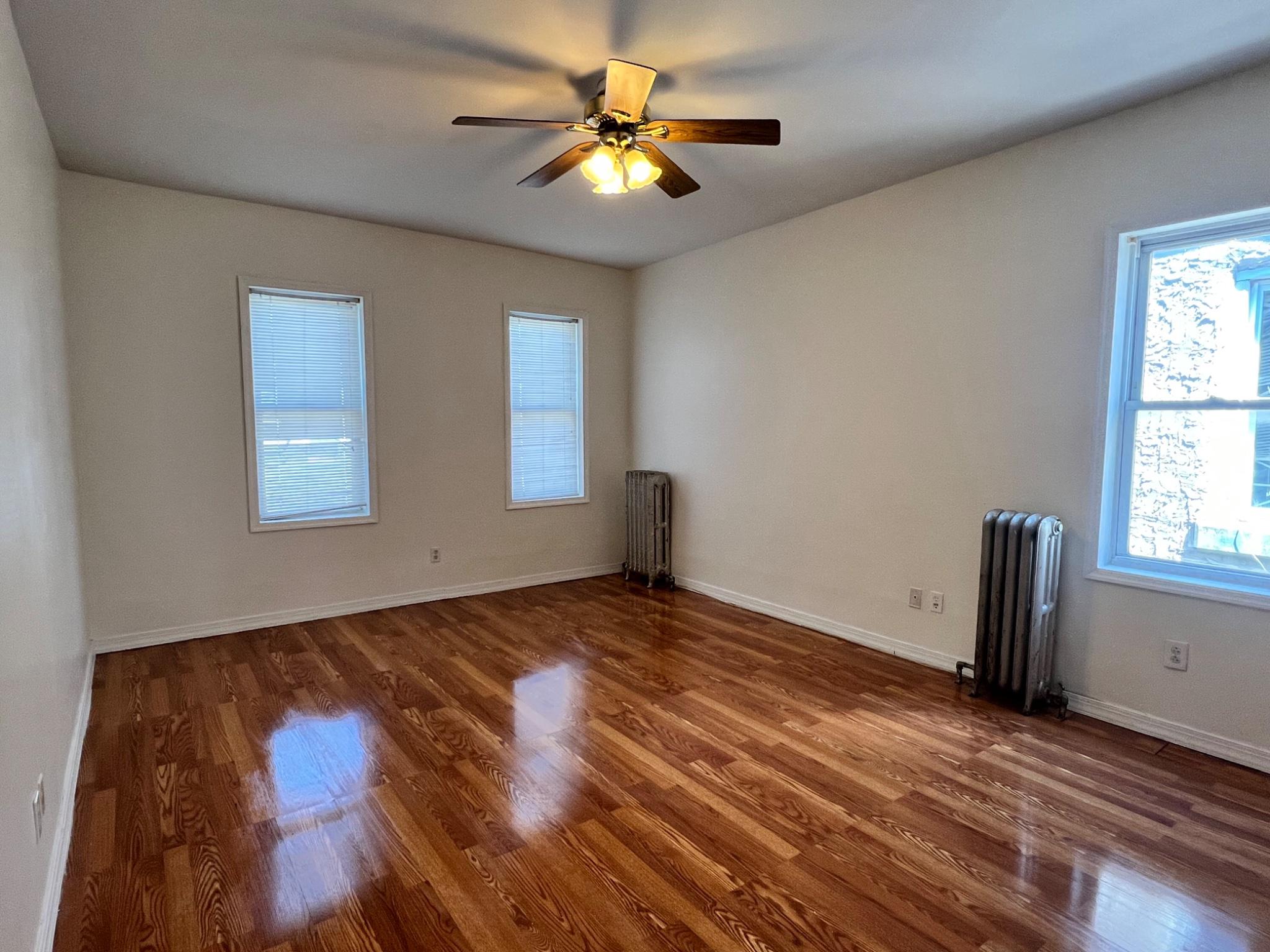 2970 Aramingo Ave Property Photo 9