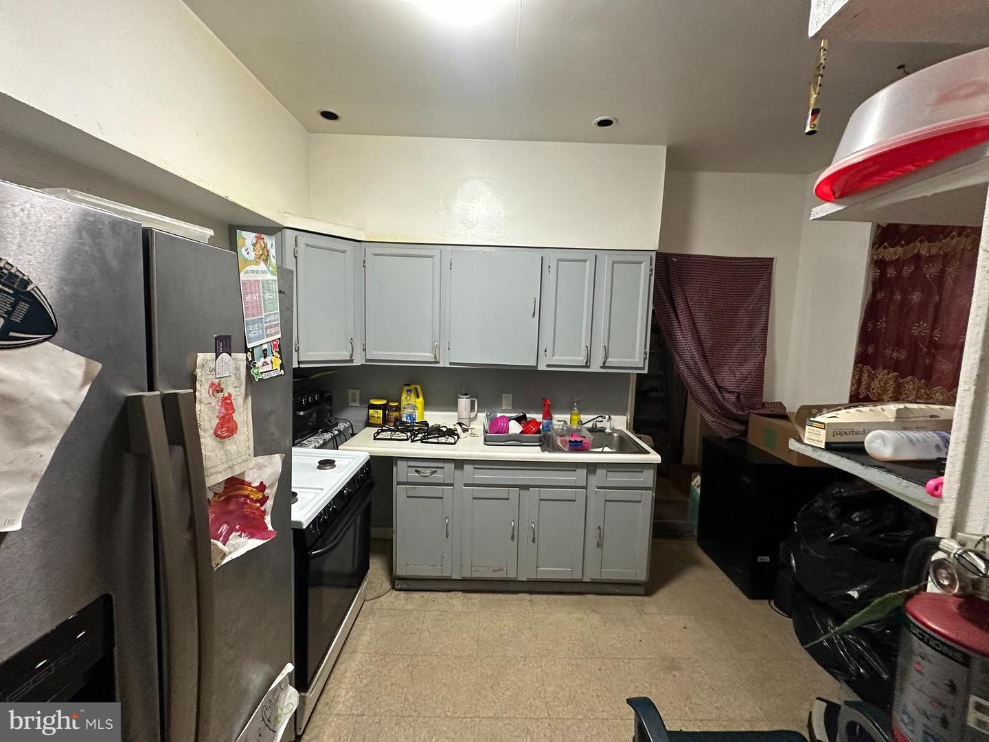 3259 Ridge Ave Property Photo 12