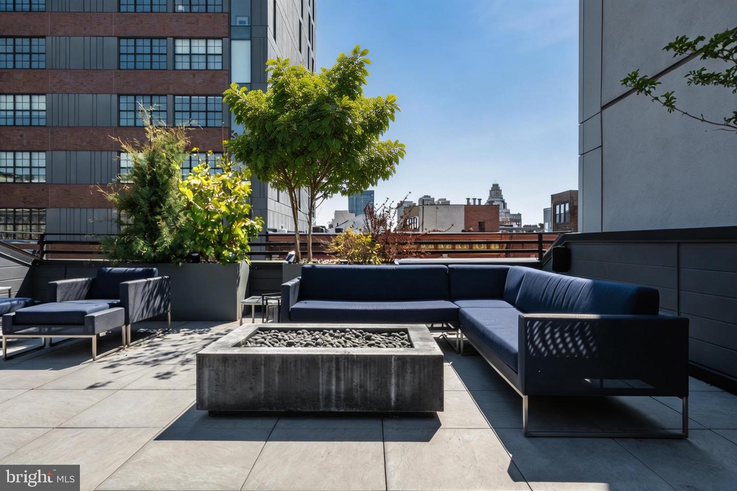 113-115 Arch St #penthouse 2 Property Photo 4