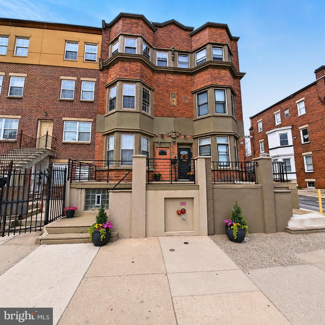 3010 N BROAD ST Property Photo 1