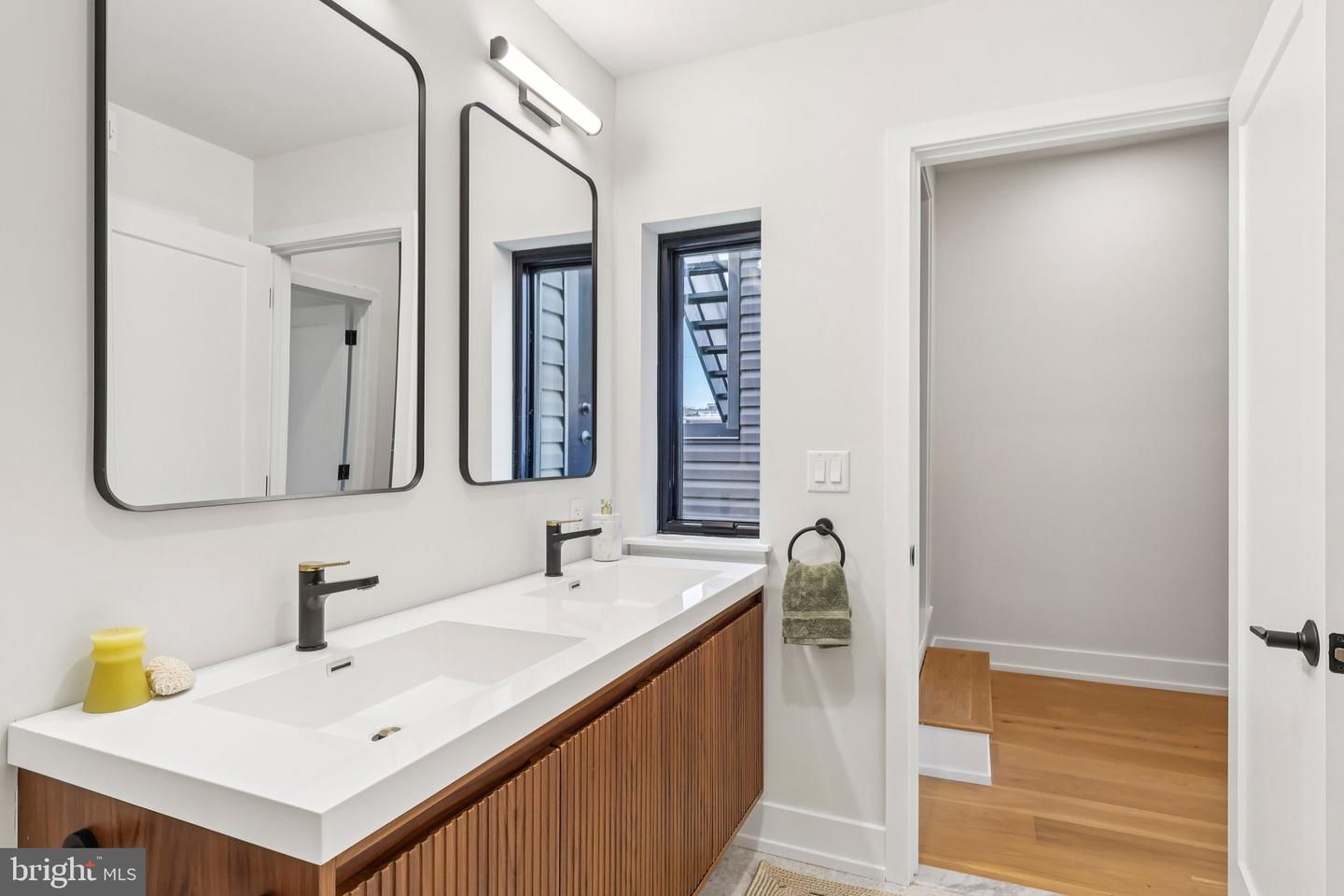 3411 W Lippincott St Property Photo 26
