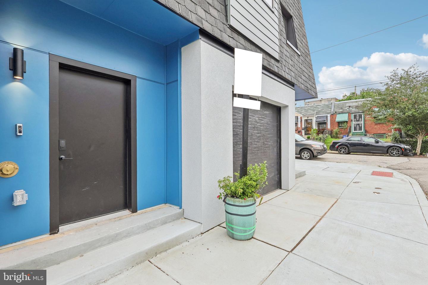 3411 W Lippincott St Property Photo 35