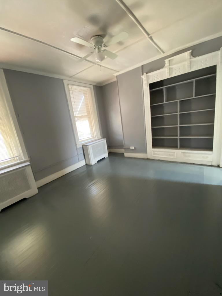 408 N Wanamaker St Property Photo 1