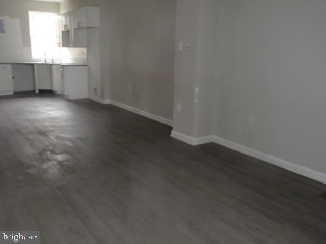 2968 Aramingo Ave Property Photo 5