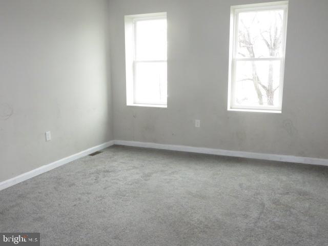 2968 Aramingo Ave Property Photo 8