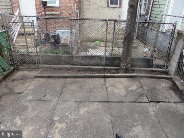 2968 Aramingo Ave Property Photo 17