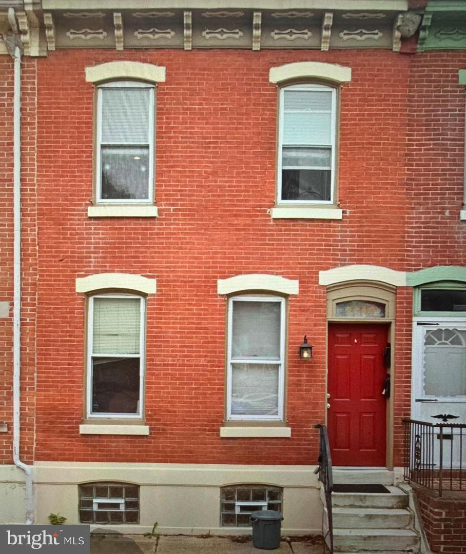2340 Christian St Property Photo 2