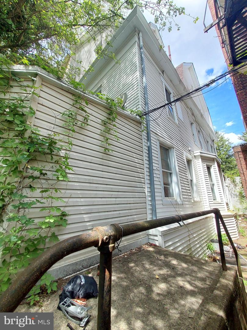 5302 Wayne Ave Property Photo 23