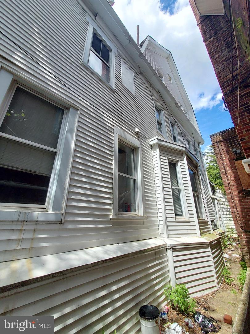 5302 Wayne Ave Property Photo 24