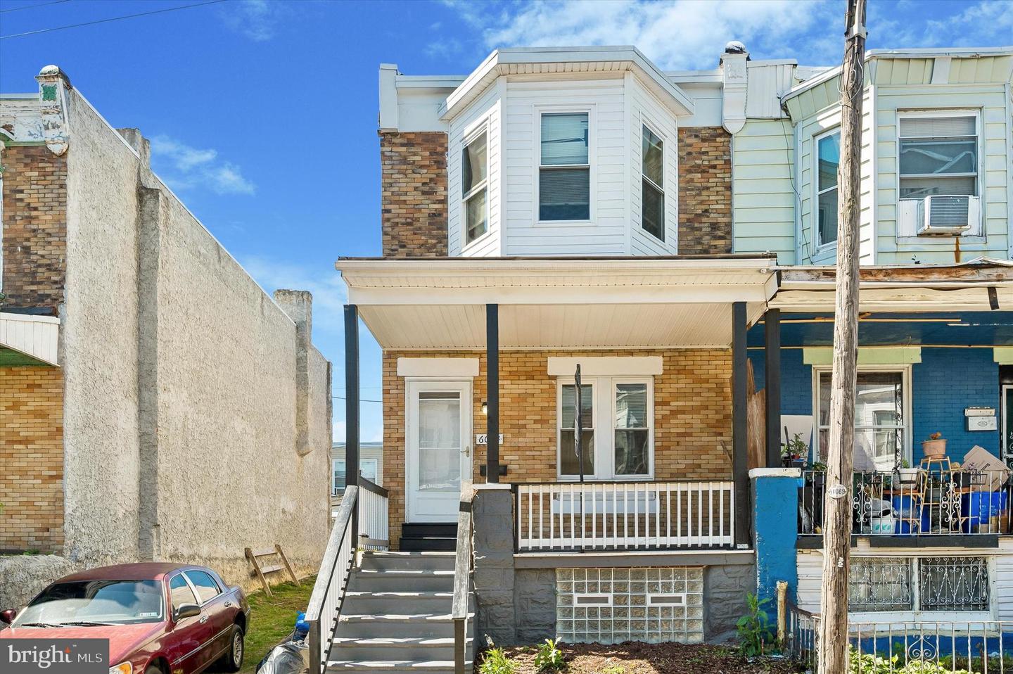 6034 Irving St Property Photo 1