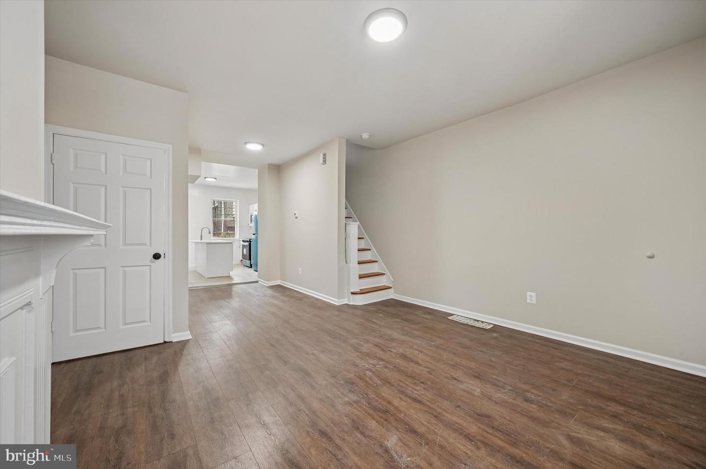 5622 Walton Ave Property Photo 5
