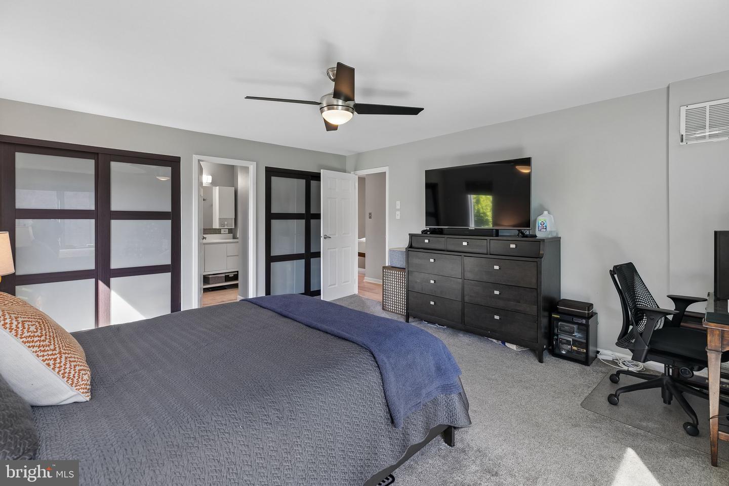 130 Spruce St #23b Property Photo 13