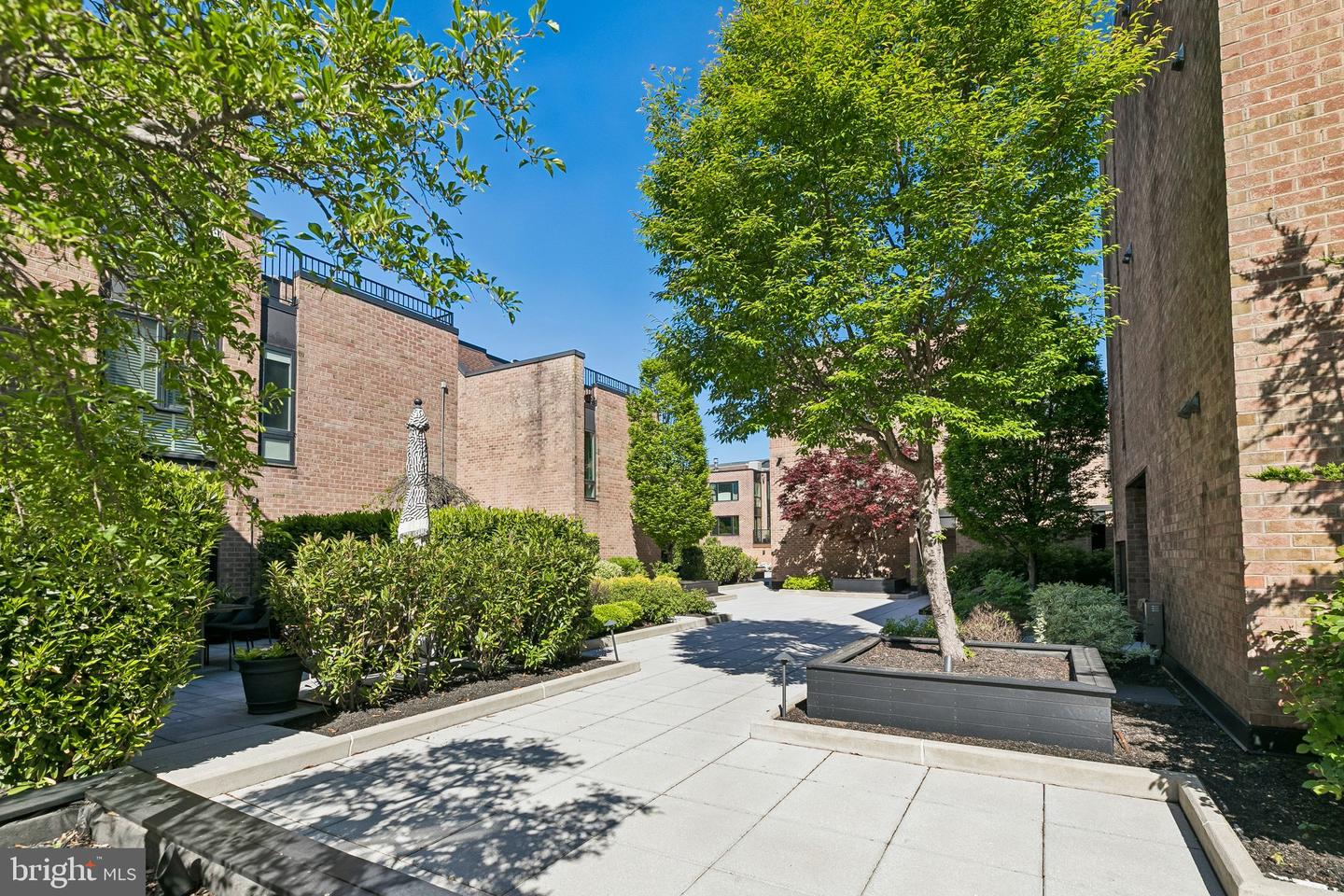 130 Spruce St #23b Property Photo 22