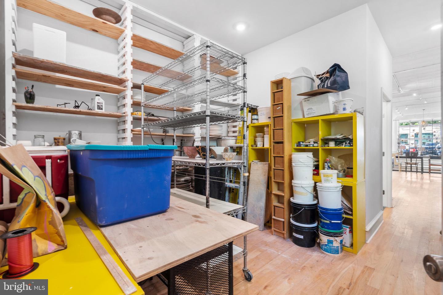 7111 Emlen St Property Photo 10