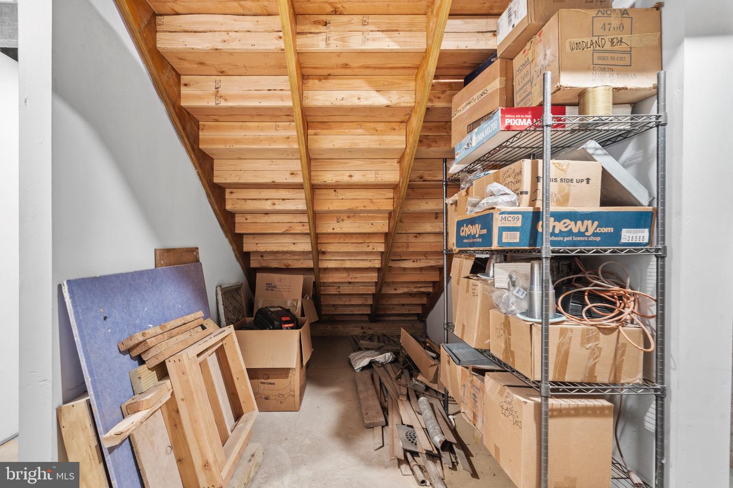 7111 Emlen St Property Photo 23