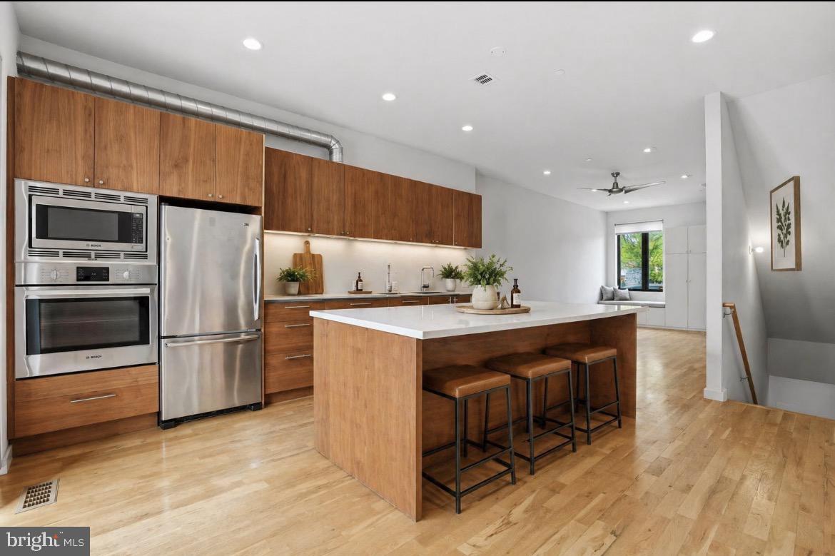 1734 Folsom St Property Photo 1