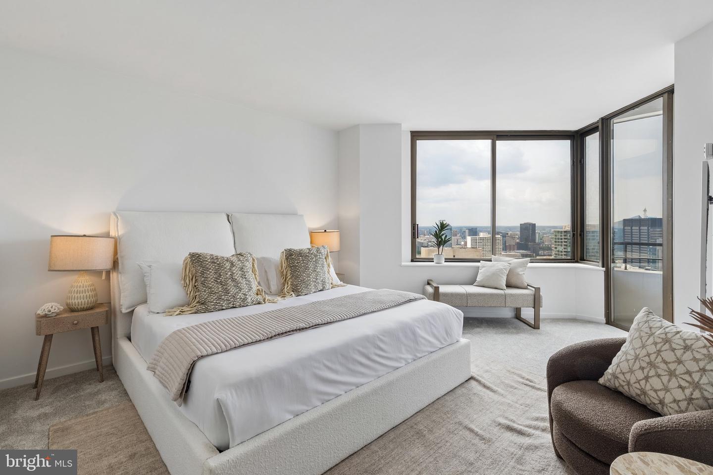 202-10 W Rittenhouse Sq #3302 Property Photo 16