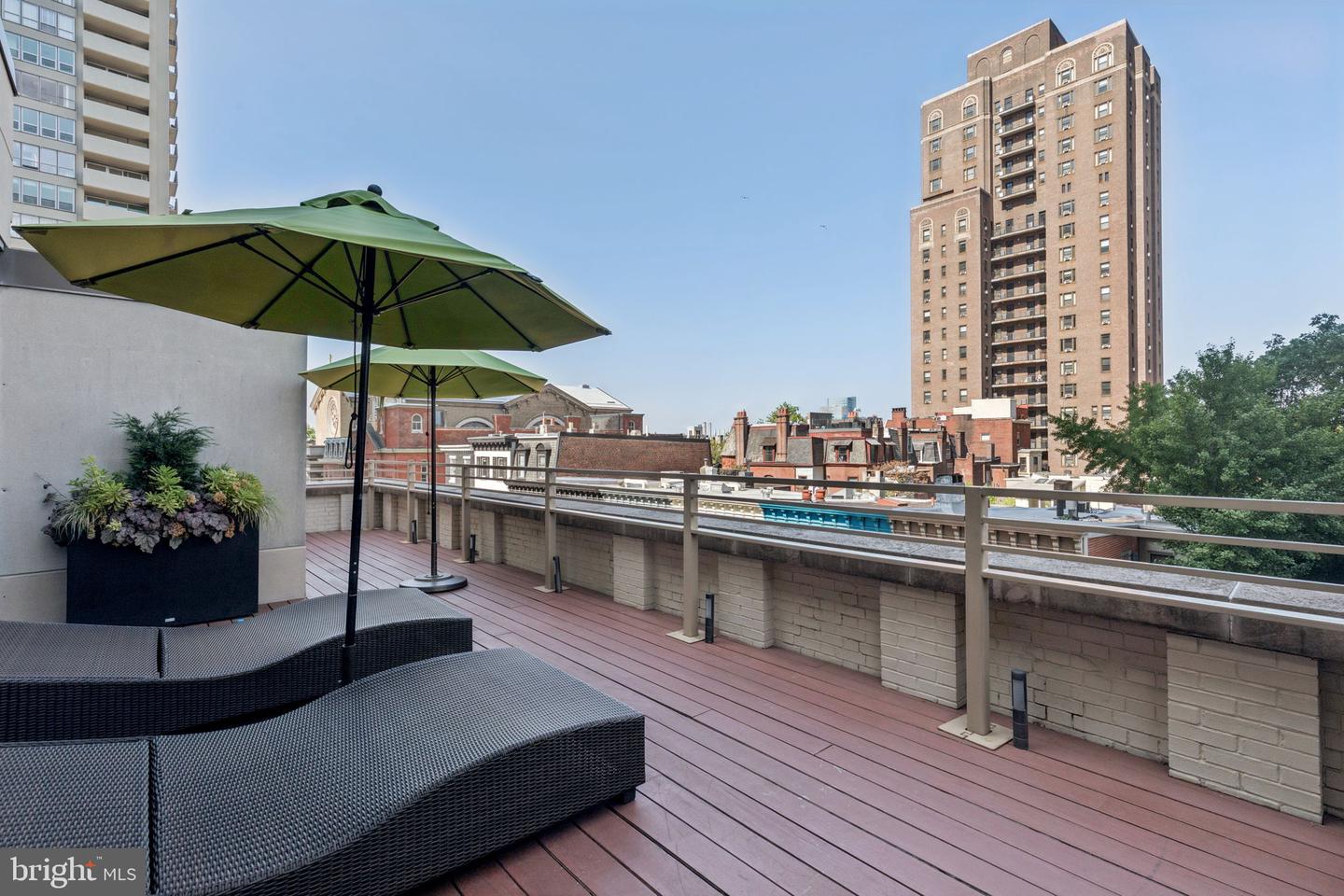 202-10 W Rittenhouse Sq #3302 Property Photo 30