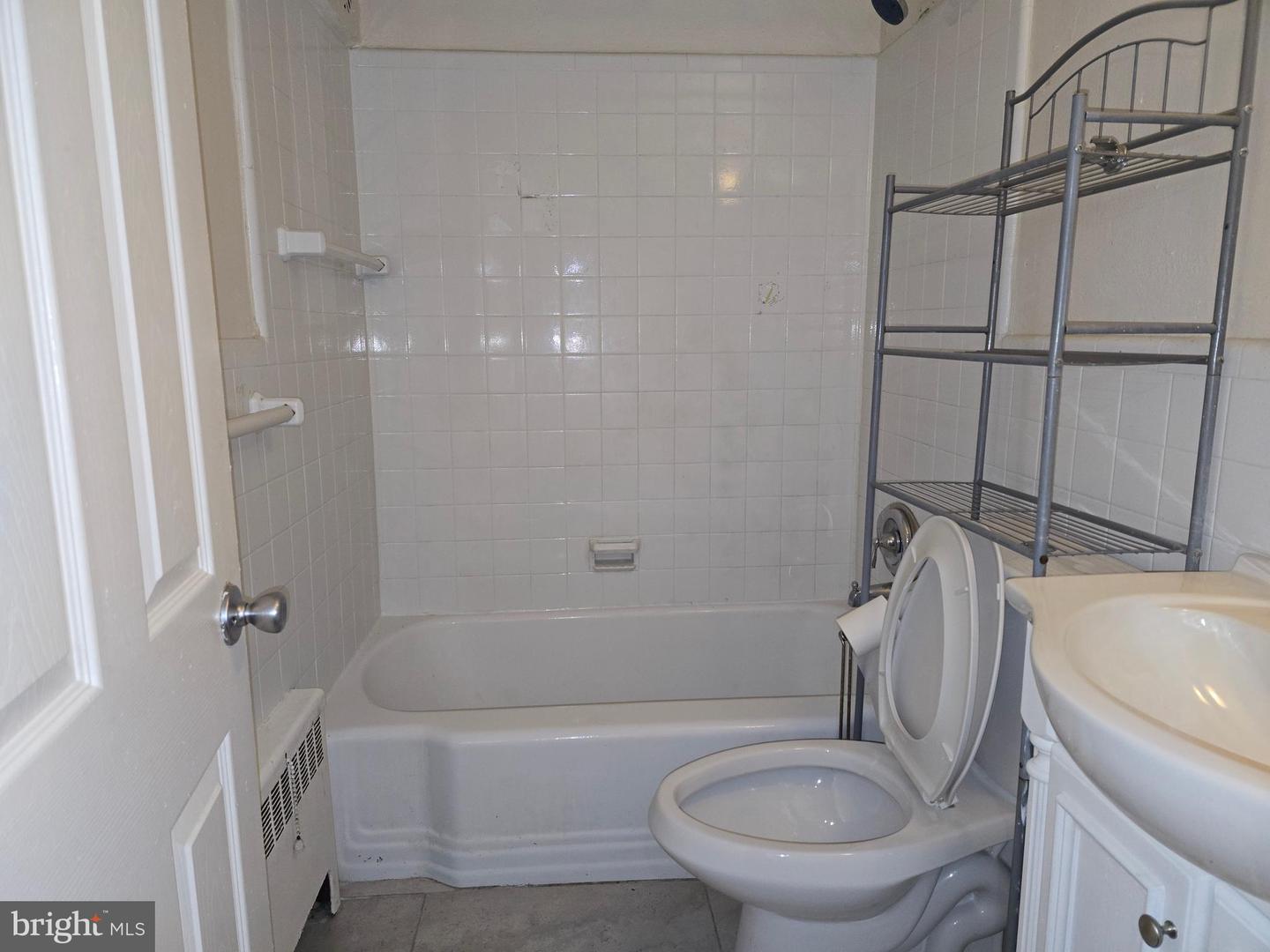 6135-1/2 Old York Rd #1 Property Photo 18