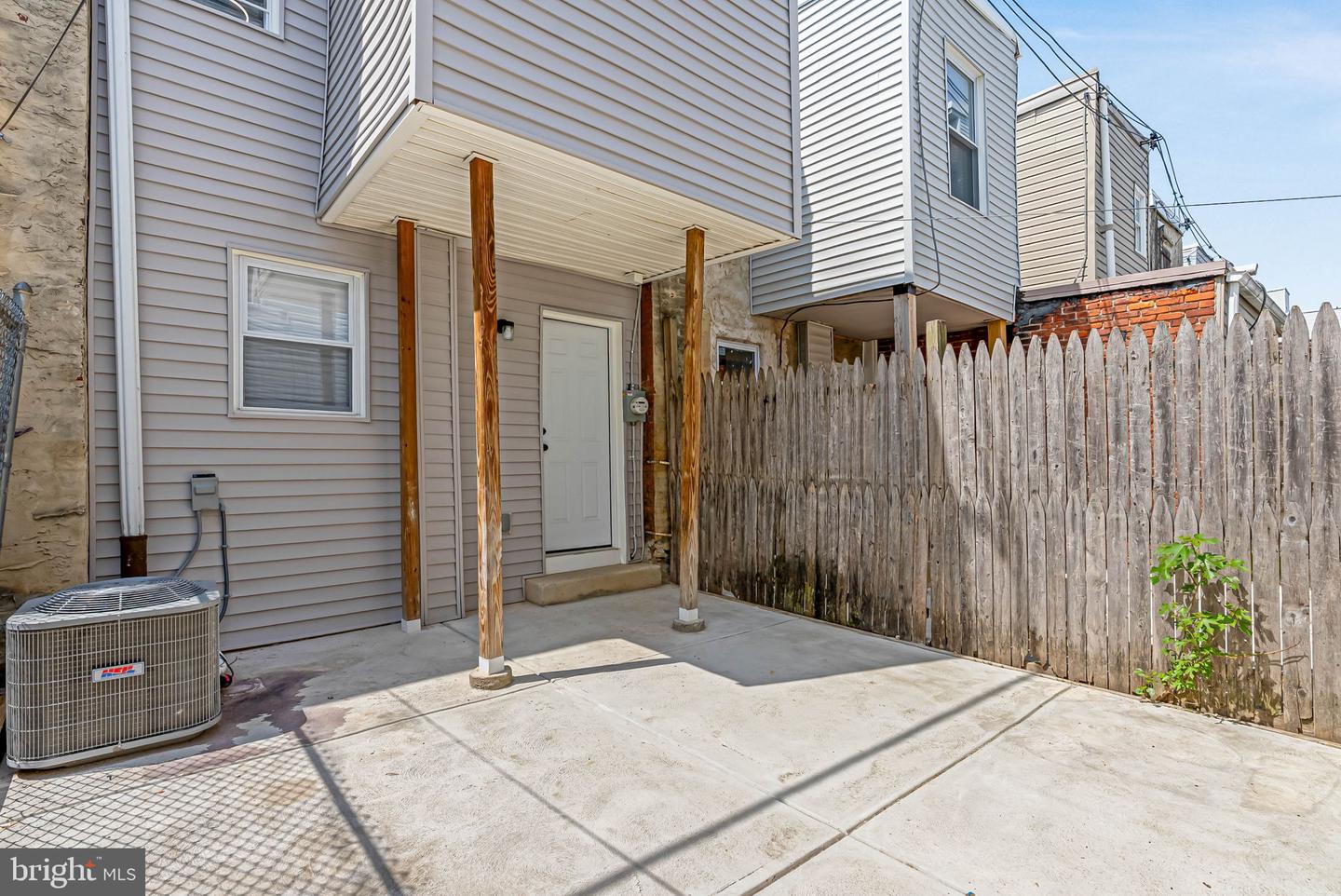 1541 S Stillman St Property Photo 11