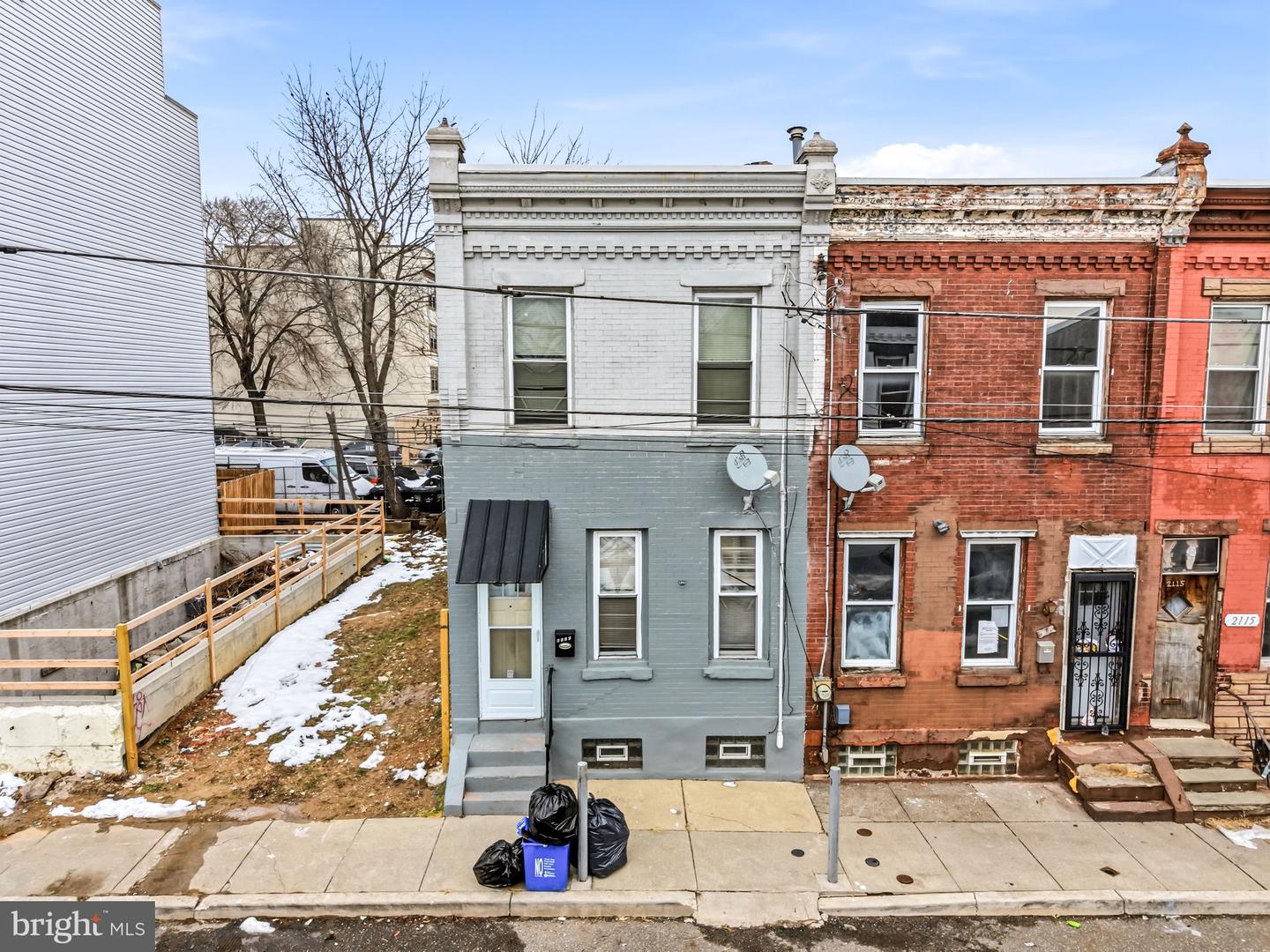 2111 E Orleans St Property Photo 1