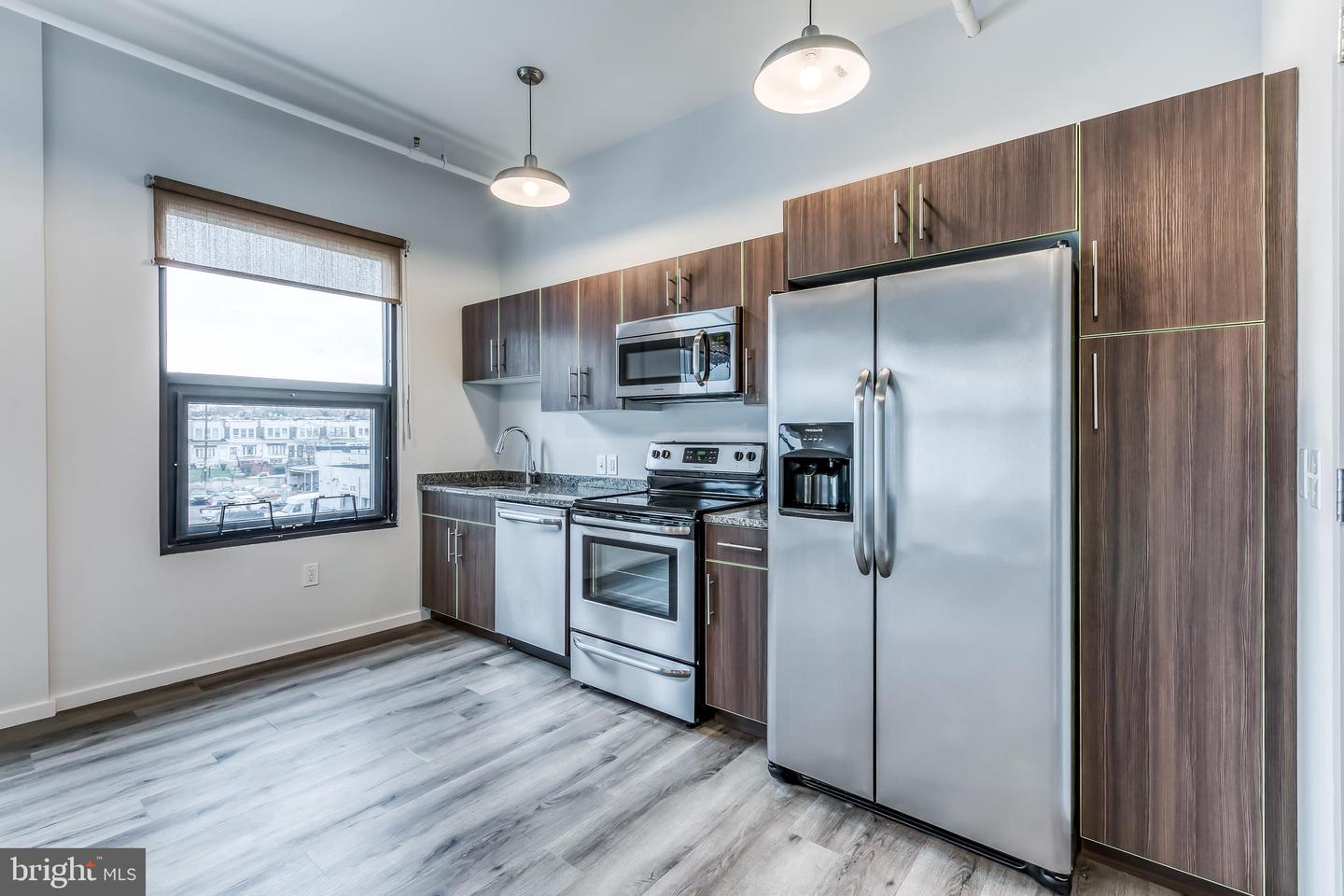 4800 Brown St #unit 405 Property Photo 5