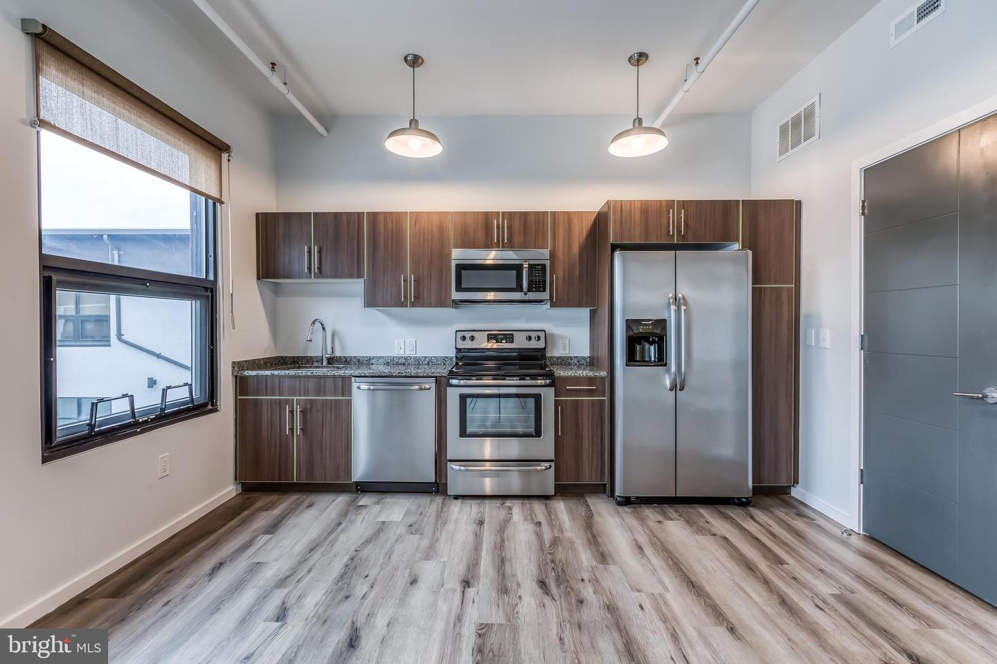 4800 Brown St #unit 405 Property Photo 7