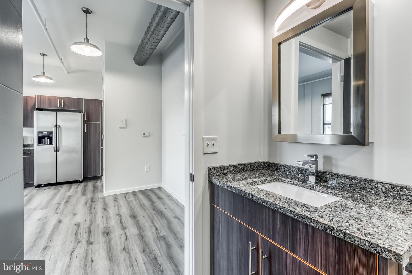 4800 Brown St #unit 405 Property Photo 8