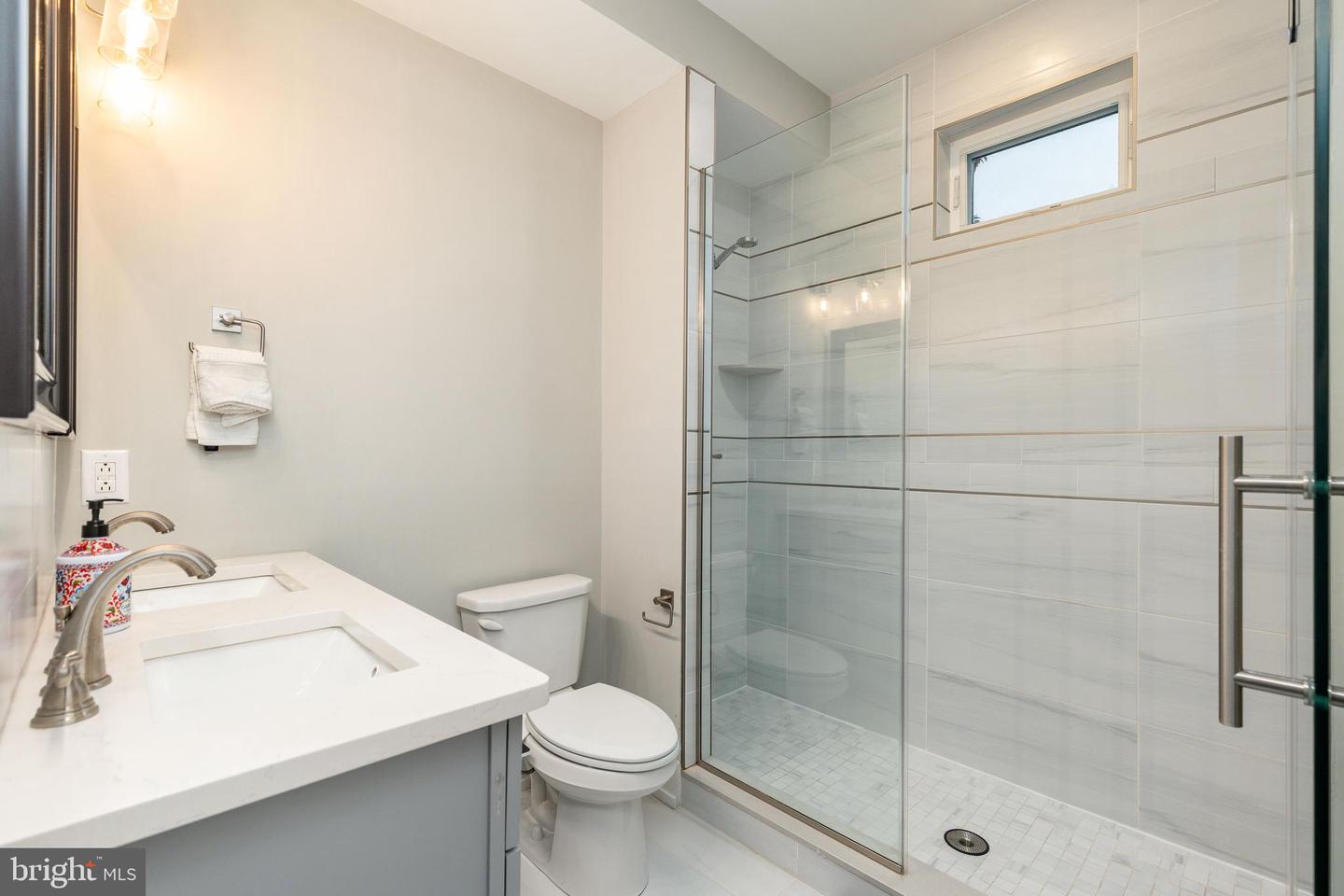 2224 N Hope St Property Photo 33