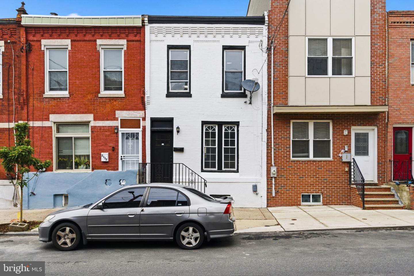 2115 REED ST Property Photo 1