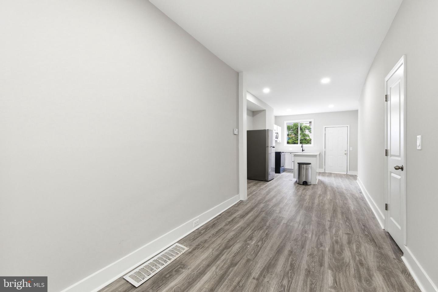 2115 Reed St Property Photo 7