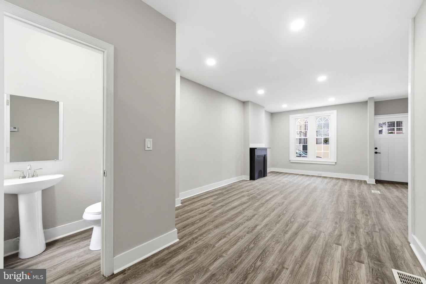 2115 Reed St Property Photo 13