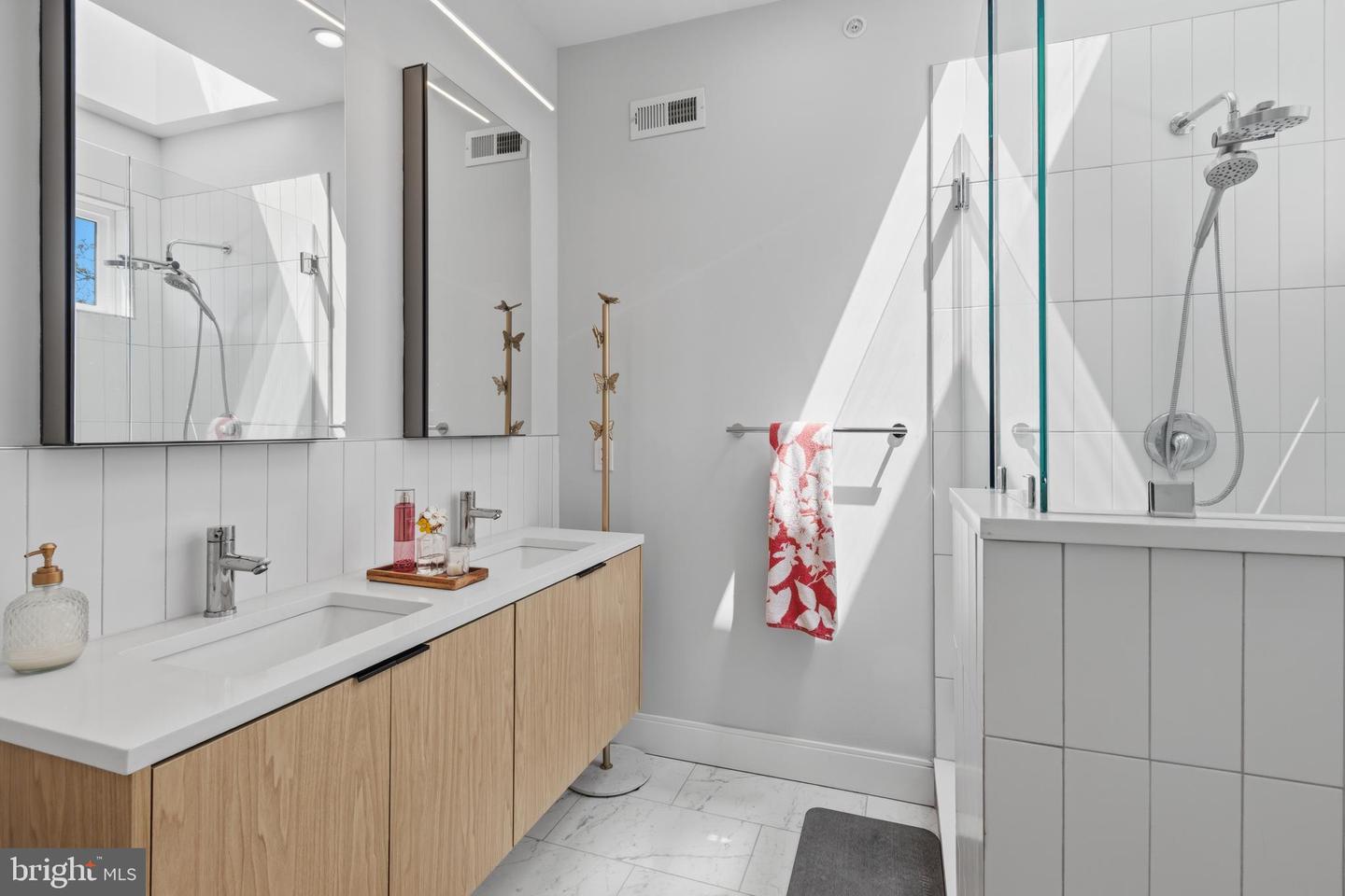 6671 Ross St Property Photo 15