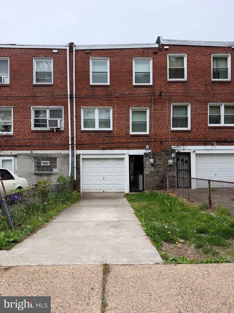 7625 Thouron Ave Property Photo 3